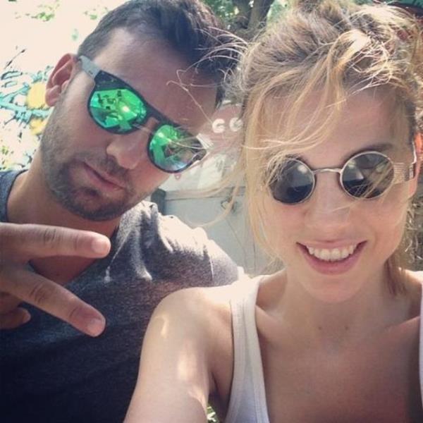 RNE BAYLGEN   <br>Dnyann en megazega spor hocas benim...</br>