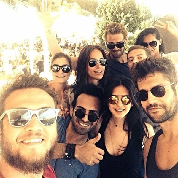 CEYLAN APA   <br>Dostluk hereydir...</br>