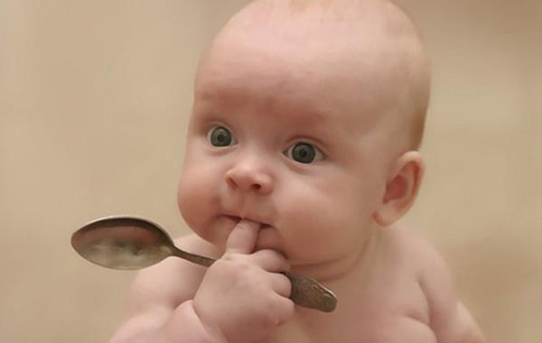 Fareler zerinde yaplan deneyler, ok gen beyinlerin geliimi esnasnda srekli oluan yeni hcrelerin anlarn saklayan sinirleri 'karman orman ettiine' iaret etti.