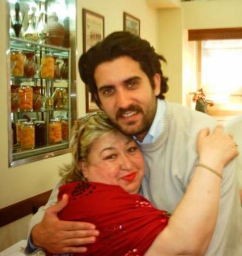 Ardndan 2006'da Dondurmam Gaymak filminde oynam.. u sralar ocuklar Duymasn'n kadrosunda yer alyor