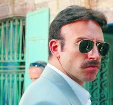 Binbir Gece dizisiyle hretini pekitirdi. Bir ok sinema filminde rol ald. Bugn sadece Trkiye'de deil Balkan lkelerinde de hayran kitlesi var