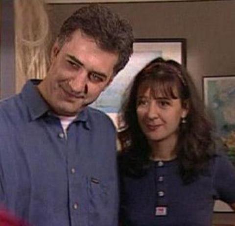 lk genlik yllarnda Ankara'da ekilen Ferhunde Hanmlar adl dizideki rolyle tannd nce