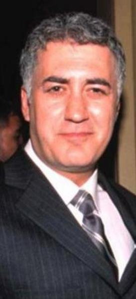 abam Olur musun, Demir Leblebi, Nasl Evde Kaldm gibi dizilerde rol ald daha sonra.. Asl byk kn ise ocuklar Duymasn dizisindeki Haluk rolyle yapt