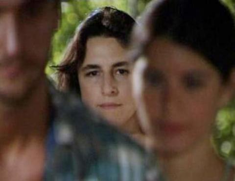 Bu arada evlenip ocuk sahibi olunca da bu hayalini biraz daha ertelemi