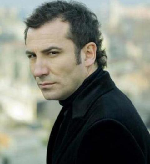 Artk herkesin bildii gibi Ger'in asl meslei doktorluk