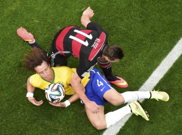 Brezilya 15 dk'dr gol yemiyor.