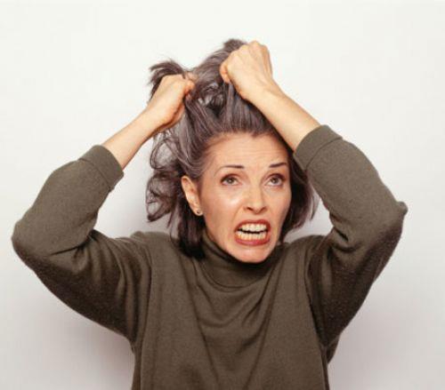 <p><b>Gerilim tipi ar </b></p>    Gerilim tipi ba ars meslek, ya ve cinsiyet ayrm yapmakszn hemen her kiiyi etkisi altna alabiliyor. Dr. Canerolu'na gre; migren ve gerilim tipi ba arlar tm ba arlarnn yzde 95'ini oluturuyor. Ar hafif veya orta iddette seyrettii iin gnlk aktiviteleri genellikle etkilemese de, oru tutarken ar kesici ilalarn kullanlmamas nedeniyle can skc bir tablo oluturabiliyor.