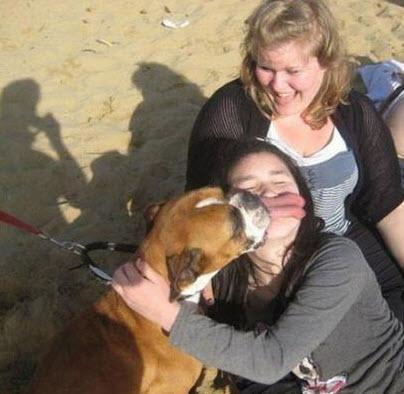 Bazen objektif yle bir anda patlar ki fotoraflara baktmzda gzlerimize inanamayz. nk ektiimiz fotoraf yanl anlalmalara neden olacak kadar uygun adan ekilmitir! te doru adan yanl anlalan fotoraflar...