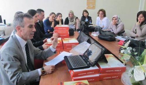 35 bini retmen, bini de Milli Eitim Bakanl'nn dier hizmet snf kadrolarna olmak zere, 31 Aralk 2014 tarihine kadar 36 bin atama yaplacak.