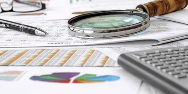 Baz kamu alacaklarnda faiz, cezai faiz, gecikme faizi, gecikme zamm Y-FE oranlar esas alnarak yeniden hesaplanacak. Ancak vergi cezalarnn silinmesi sz konusu olmayacak; vergi asllarnn tamam, cezalarn tamam yeniden yaplandrma kapsamnda tahsil edilecek.