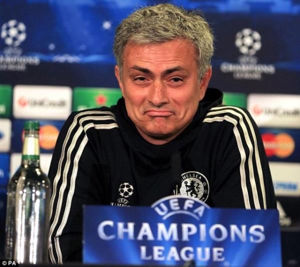 <br><b>11- Jose Mourinho </b></br>  <br>Chelsea </br>  <br>11372 puan</br>