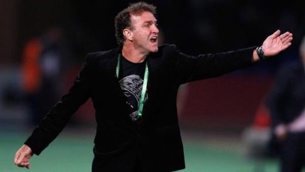 <p><b>Futbol analiz irketi IFC Stat, dnyann en baarl teknik direktrleri sralad. Sper Lig'den bir isim de bu listede...</b></p>  <br><b>30- Cuca </b></br>  <br>Shandong Luneng </br>  <br>7860 puan</br>