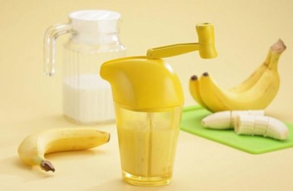 <br>Mide ekimesine iyi gelir</br> Muz, doal bir asit gidericidir ve midede oluan yanma ve ekime problemlerini nler