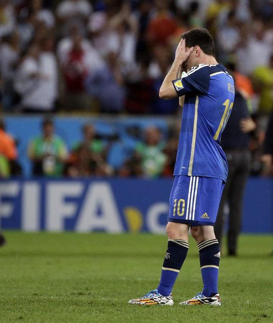 Dnya Kupas finalinin ardndan, bireysel dller de sahiplerini buldu. Lionel Messi, Dnya Kupas'nda gsterdii performansla en iyi oyuncuya verilen Altn Top dl'ne layk grld.