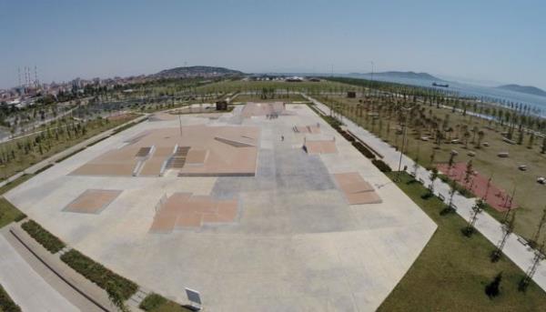 naat tamamlanan blmlerin halkn kullanmna almasyla dev park,zellikle haftasonu vatandalarn aknna uramaya balad.