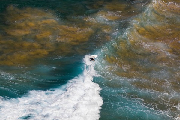 <br><b>An adventurous surfer on Mars - Mars'taki Maceraperest Srf</b></br>  Joe Hsu'ya ait olan bu fotoraf; Palm Beach, Avustralya'da ekilmi.