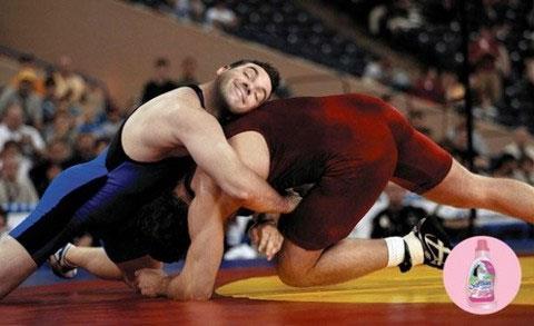 Reklam d�nyas�n�n en tuhaf afi�lerini g�rmeye haz�r olun!