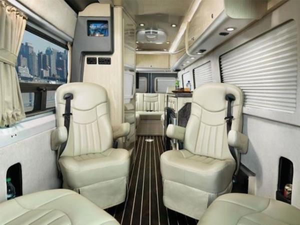 Airstream Interstate EXT