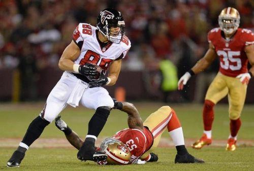 42- Atlanta Falcons - Deer: 933 milyon Dolar