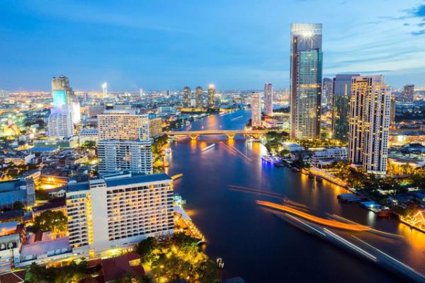 20- Bangkok: Budist tapnaklar ve gece hayat ile grmeye deer.