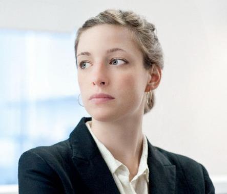 28 ubat srecinde memurluktan alnanlarn, memurluktan ayr kaldklar sreleri borlanmalar iin bugne kadar iki kez dzenleme yaplmt.    <p>Bu sreleri karan ve borlanma yapamayan kiilere torba yasa ile nc kez bu hak tannyor.</p>