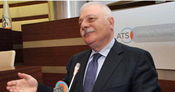 Polislerin sadece grevini yaptn, onlar sulamadn belirten Ycel, yle devam etti: "Polislere neden evime deil de kaldm otelde bu tebligatn yapldn sordum. Bana adresimin tespit edilemediini sylediler. Daha dorusu Askere Alma Dairesi (ASAL) adresimi tespit edememi."