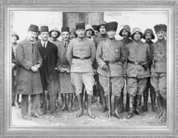 Mustafa Kemal tarihi nem tayan aklamalarda bulundu: