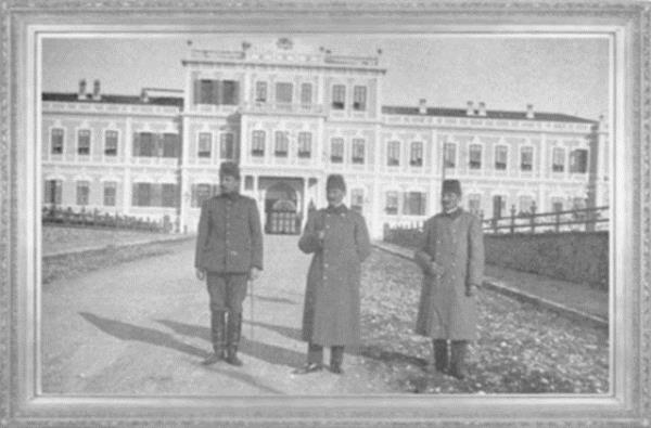 Die Presse'nin o dnemki Trkiye muhabiri Hans Josef Lazar tarafndan yaplan rportaj...