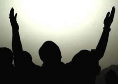 <p><b>BEYN TAM KAPASTEYLE ALIIYOR </b></p>  Beynin, dier hcrelerden farkl olarak oru esnasnda tam kapasiteyle altn, dier organlarn almalar azald iin beyne daha az uyar gittiini bildiren evik, 'Bylece beyin, nefis-i emmarenin (ktl emreden nefis) uyarlarndan daha az etkilenir.