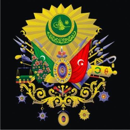 Bu okulda onu en ok etkileyen kii, dnemin 'hrriyetperver' aydnlarndan birisi olan Trke retmeni Hersekli Hoca Kadri Efendi idi.