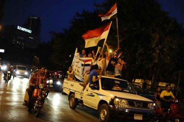 amil Tayyar &#8207;@samiltayyar27 54 dk ; TV grntlerine baknca Msr'daki darbeye en ok sevinenler; srail, Suriye ve bizimkiler... Fazla sze gerek var m?