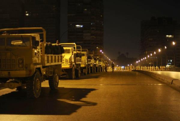 akif emre &#8207;@akif_emre 52 dk : askerin messes nizam iindeki konumu hi deimeden devrim yaptn sanan arap bahar alklar ders karacak mm?