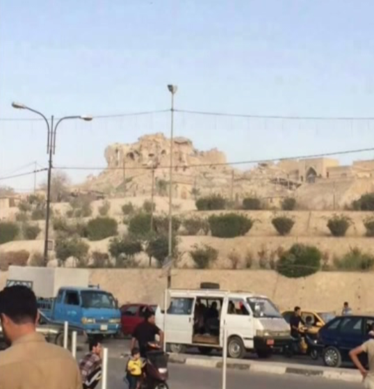 Mslmanlar ve Hristiyanlar iin de kutsal saylan Yunus Peygamber trbesinin patlatlmas Irakllar arasnda tepkiye neden oldu.