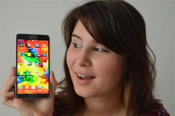 Samsung'dan yeni Note 4.