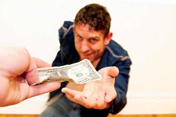 Justtheflight.co.uk turistlerin hangi lkede hangi yntemlerle dolandrldn gsteren bir liste hazrlad. Listede stanbul da mevcut...