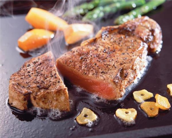 Akam yemekleri bayramdan dolay ge saatlere sarkabileceinden kzartma, kavurma, mangal yerine zgara, frn, halama gibi daha hafif olan piirme yntemlerini tercih edin.