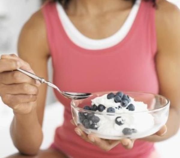 <p><b>Gastroenterohepatoloji ve Fitoterapi Uzman Dr. Hakan Gveli, bayram <salkl geirmek iin dikkat edilecek noktalar anlatt.</b></p>  Gne hafif bir kahvalt ile balayn.