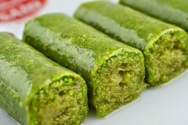 Tatldan vazgemem diyorsanz, bayram sresince istediiniz bir tatlnn yarm porsiyonunu tketin ve takip eden nde sebzelere arlk verin.