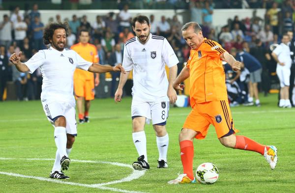 Erdoan en iyi gol 10 Austos'ta atacak. CHP, hakeme itiraz edecek, ma sonras federasyona, ardndan da AYM kadar yolu var..