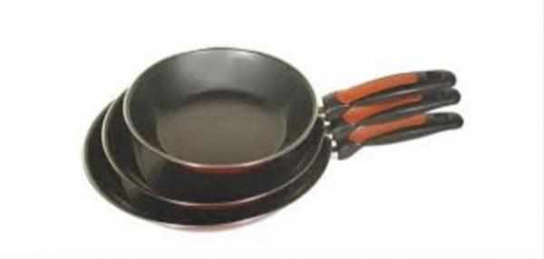 Yaplan bir aratrma sonucu teflon tava yapmnda perflorooktanoik asit (PFOA) kullanlmasndan kaynaklandn ifade ederek, laboratuvar deneylerinde, bunun ok yksek miktarlarda alnmasnn tmr meydana getirme riski oluturduu grld.