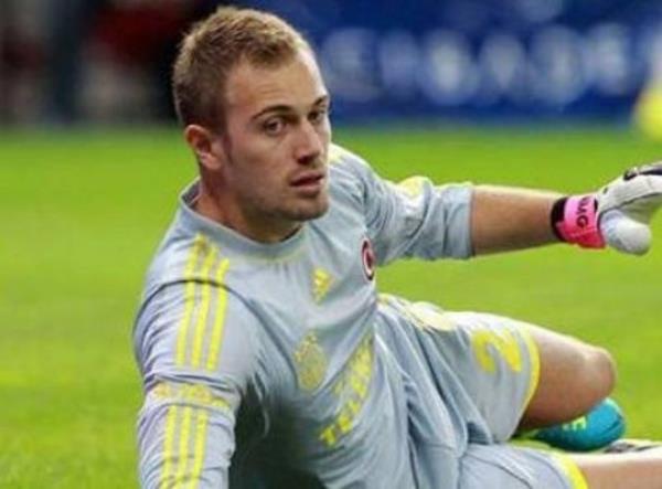 MERT GNOK   <br>Sevdikleriniz ile beraber daha nice salkl, mutlu ve huzurlu bayramlar geirmeniz dileiyle, Bayramnz mbarek olsun..</br>