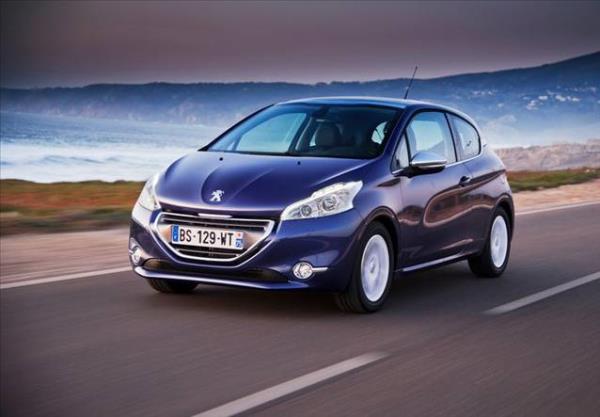 Peugeot, Temmuz ay boyunca 208 modeli alclar iin 30.000 TL kredi imkann %0.99 faizle 36 ay vadeli olmak zere sunuyor. Ayn zamanda demeye 2015'de balama imkanda cabas.