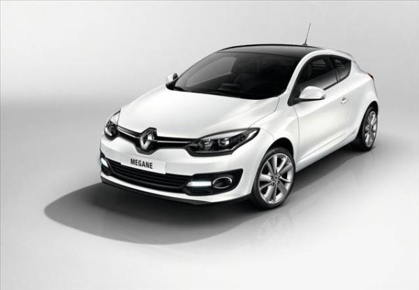 Renault ayrca otomobil kiralar gibi sizi bir Renault sahibi yapyor. Dk taksitler deyip vade sonunda size zel toplu demeden oluan avantajl deme plan ile daha kolay bir Renault edinebilirsiniz. Bitmedi! Vade sonunda Renault'nuzu bir yenisi ile deitirebilir veya yetkili satcya satp, kredinizi kapatabilirsiniz. Temmuz ay boyunca sren bu birbirinden avantajl Renault kampanyalar iin acele edin.