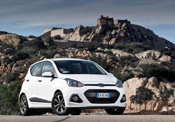 Hyundai, en kk modeli i10 iin 10.000 TL'ye 10 ay vade ve %0 faiz sunarak mterilerine cazip frsatlar sunuyor.