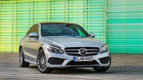 Yenilenen yz ile daha etkileyici ve S Serisine benzer bir tasarm kazanan C Serisi'ni kaskolu almak isteyenler iin 120.000 TL'lik krediye 12-24-36 ay vadeli %0.95 faizli bir sat politikas sunuluyor. Kaskosuz ise %0.95 faiz oran ile alclarn bekliyor.