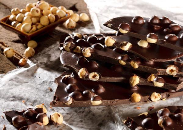 Bu madde kan sulandrr, kalp hastalklar riskini azaltr. ikolata kt kolestroln (LDL) okside olarak damar eperine yapmasn da engeller