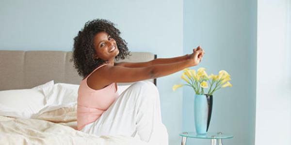 <p><b>Pijamalarnz karmayn</b></p>   Uyku uzman Dr. Neil Stanley'e gre, pijama kuma vcudun terini aldndan sizin daha souk ve rahat hissetmenize yardmc oluyor.