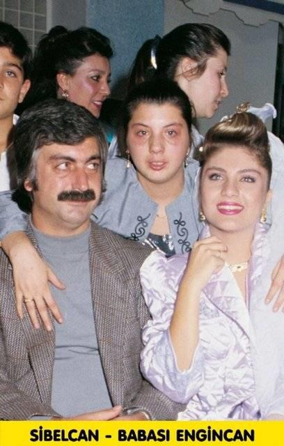 'Olivium Outlet Center'da alan ve 27 Haziran tarihine kadar ak kalacak olan sergi hakknda konuan Yaman; Anneler Gn iin de benzer bir proje yaptn hatrlatp, "Babalar Gn iin de byle bir ey yapmay uzun zamandr planlyordum" diye konutu.