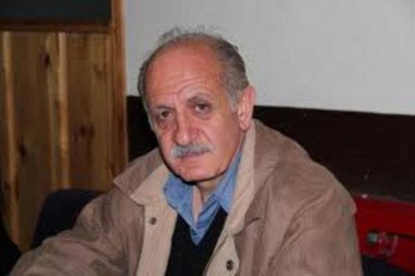 Dursun Akam (Edebiyat)