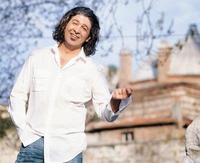 <br><b>Burcu Gne</b></br>  Murat Gebakan.. :( Allah rahmet eylesin, sevenlerine ve ailesine sabrlar diliyorum..